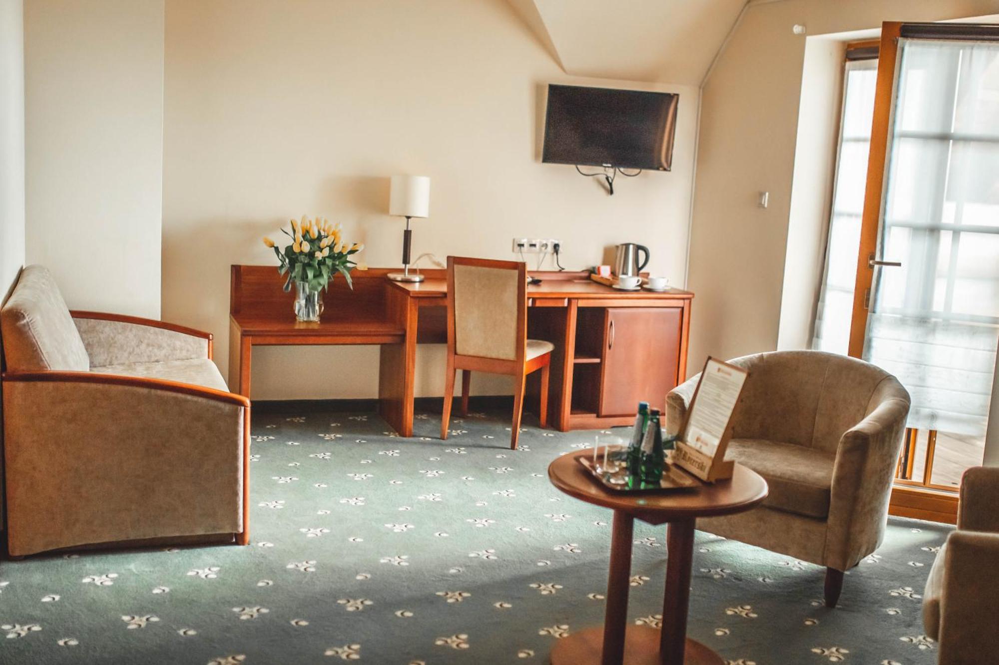 Hotel Rycerski Czeladź Buitenkant foto