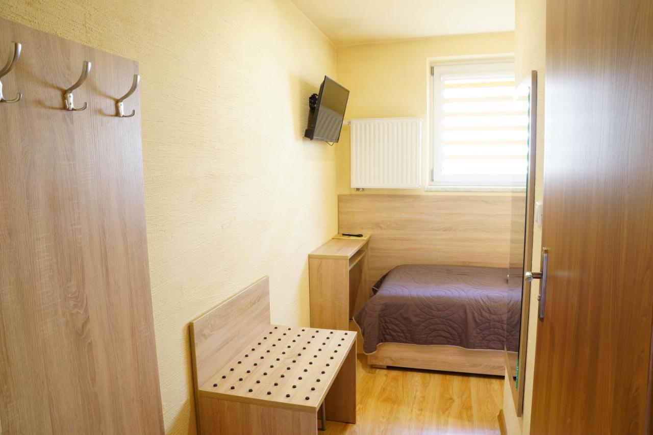 Hotel Rycerski Czeladź Buitenkant foto